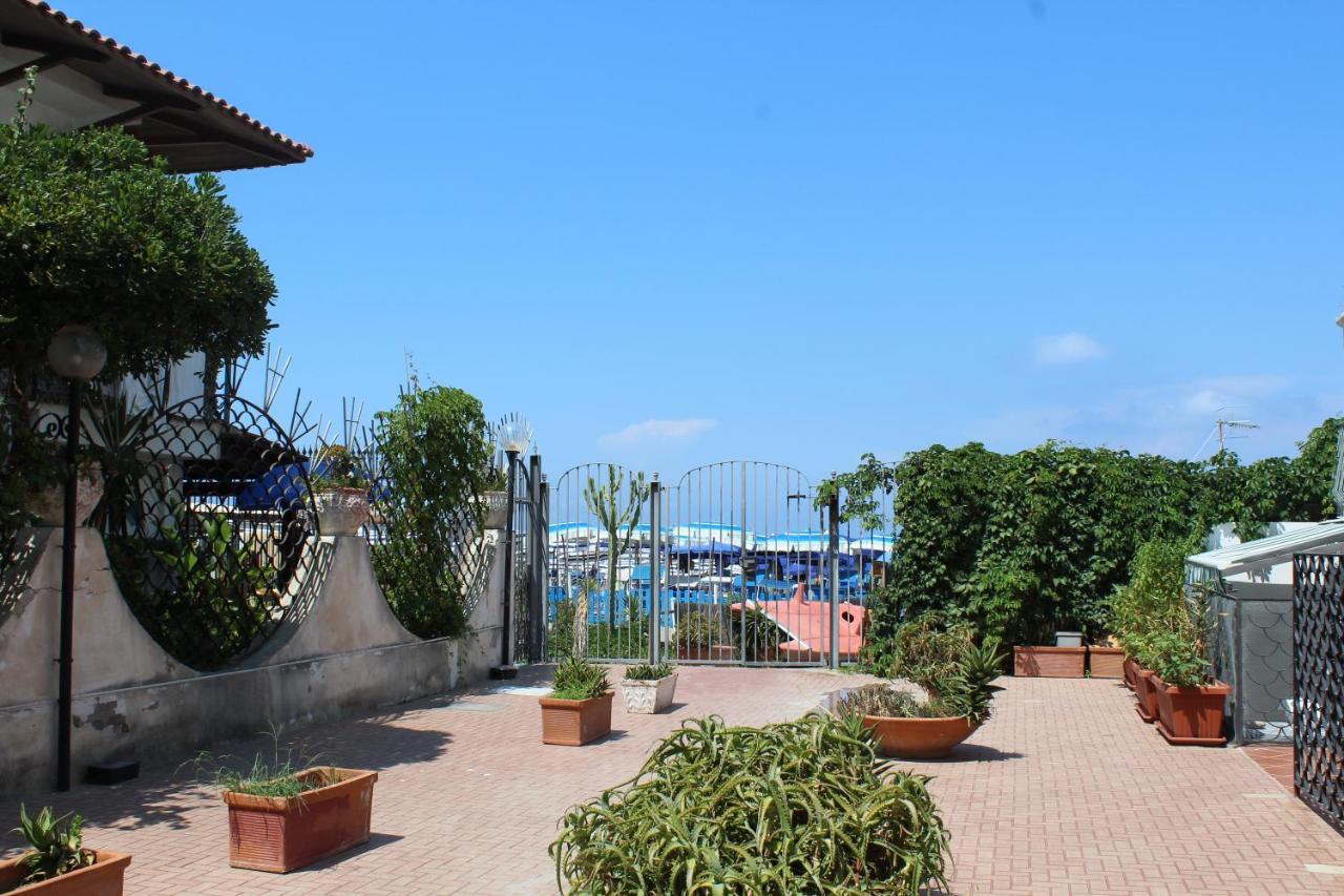 Apartament La Casa Ridente : Ischia Porto Zewnętrze zdjęcie